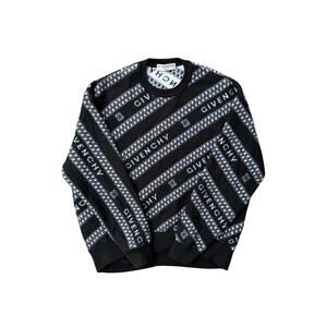 Size S - Givenchy chain print crewneck